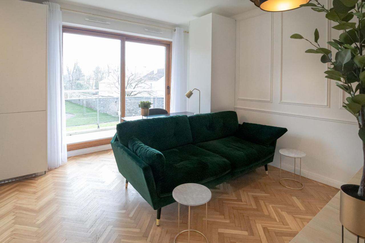The Green Home - Quiet And Fully Equipped High-End Studio With Parking Courcouronnes Екстер'єр фото