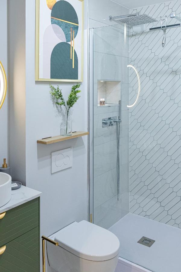 The Green Home - Quiet And Fully Equipped High-End Studio With Parking Courcouronnes Екстер'єр фото