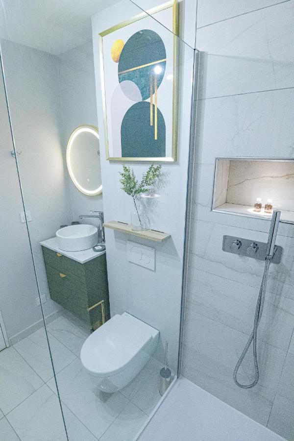The Green Home - Quiet And Fully Equipped High-End Studio With Parking Courcouronnes Екстер'єр фото